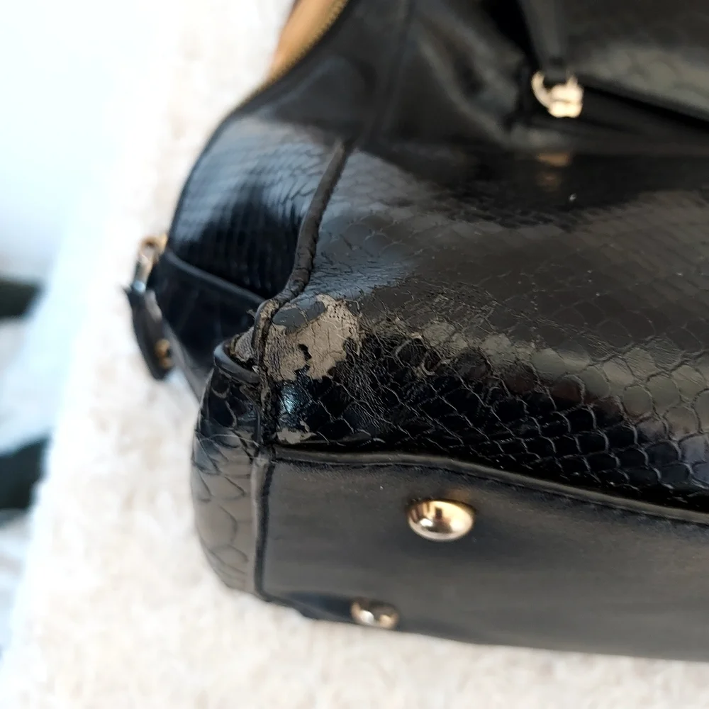 Large Black Tote Purse Bag with faux snake details satin lining - Picture 13 of 16